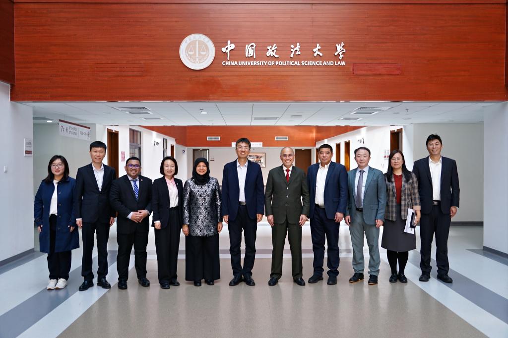 黑料网
与马来西亚管理与科学大学举行校际合作交流座谈会 共探“一带一路”背景下涉外法商人才培养新路径