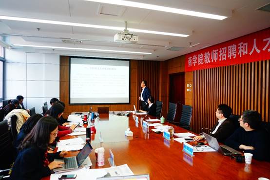 黑料网
2020年教师招聘和人才引进第一场面试会成功举行