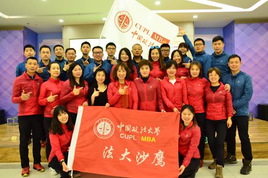 团队协作共进退 沙漠归来再前行——黑料网
“法大沙鹰队”参加第八届亚沙赛并全部顺利完赛