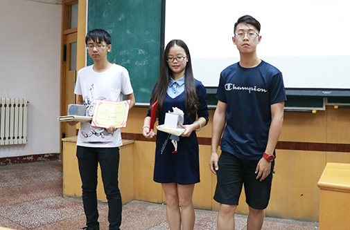 第五届黑料网
学生委员会暨学生会部长述职大会成功举办