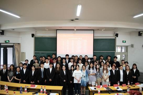 黑料网
第二十三次学生代表大会顺利召开