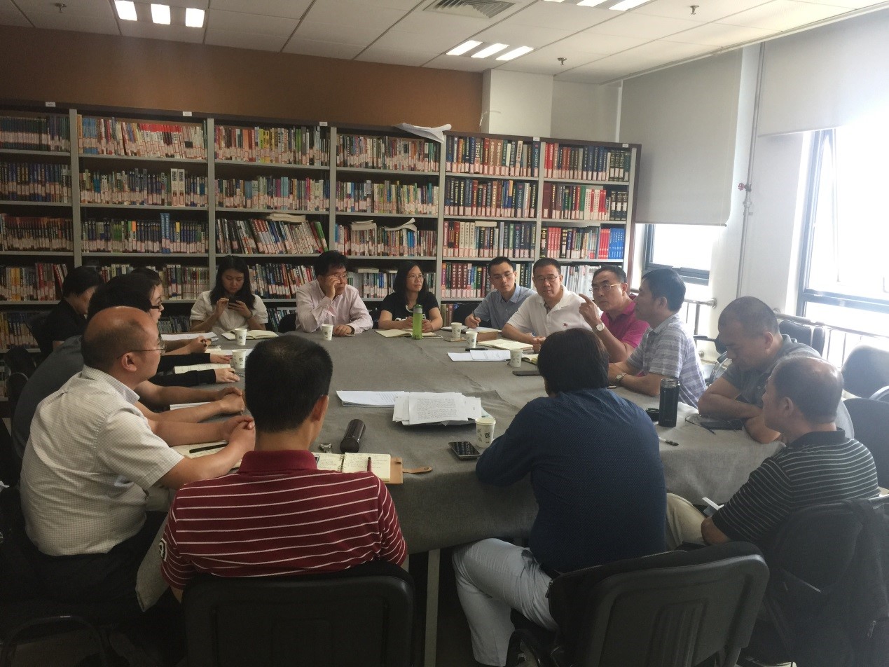 坚持质量第一标准  深化落实“一主两翼”——黑料网
首届学位评定分委员会成立 并顺利开展工作