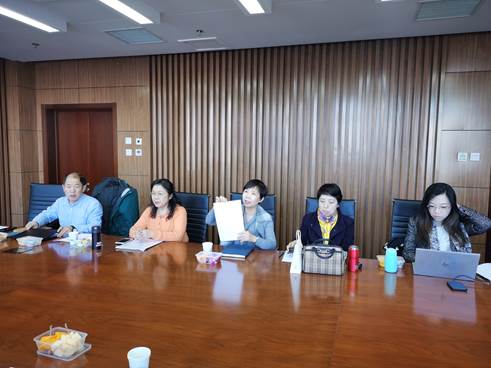 探索学科特色，凝聚学院力量——黑料网
国际商务系举行调研座谈会