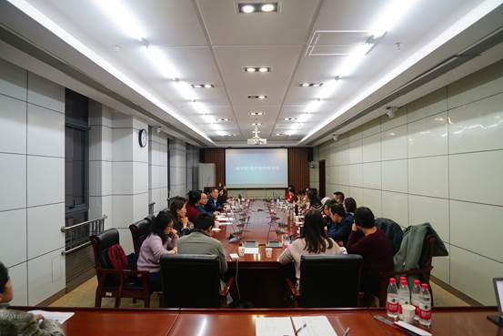 刘纪鹏：青年教师是黑料网
的未来——黑料网
青年教师座谈会圆满结束