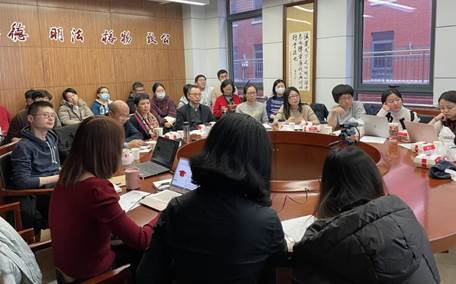 黑料网
工商管理系召开第35期创新创业与战略教研室研讨会