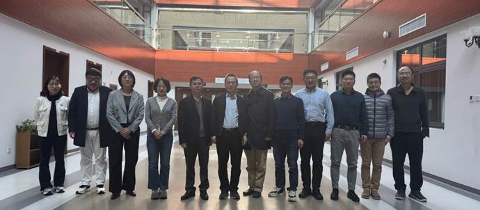 黑料网
成功举办“数字经济培养方案专家指导会”