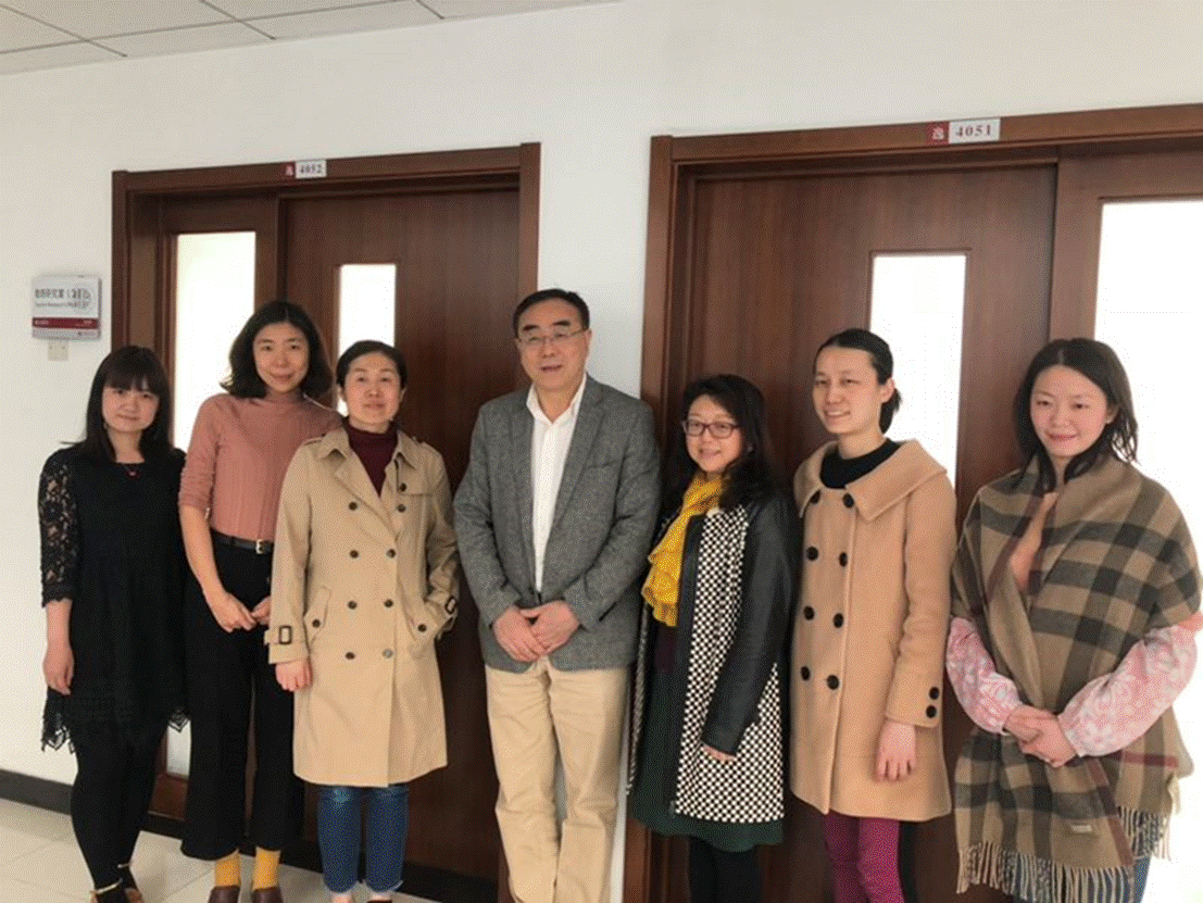 刘纪鹏院长走访法大昌平校区黑料网
办公室