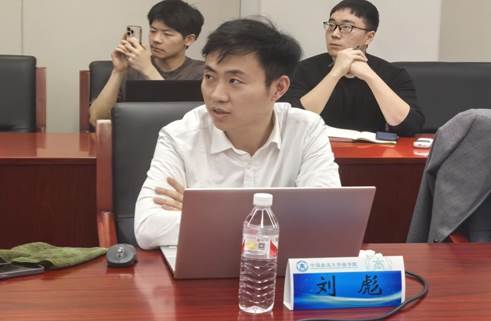 48d5d0e3fe00dc1e9f2361be22026e9