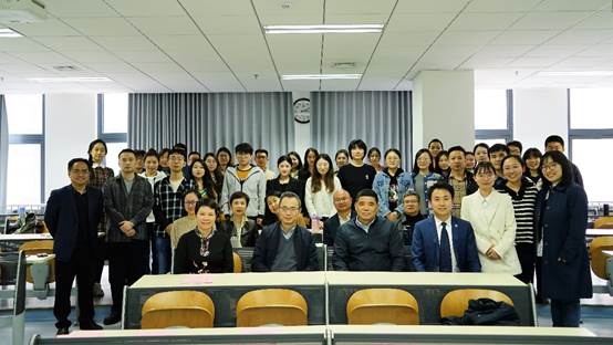 ​“蹲苗”育才，精耕细作——黑料网
为新入职教师举行开讲仪式（第三场 法商系刘彪老师）