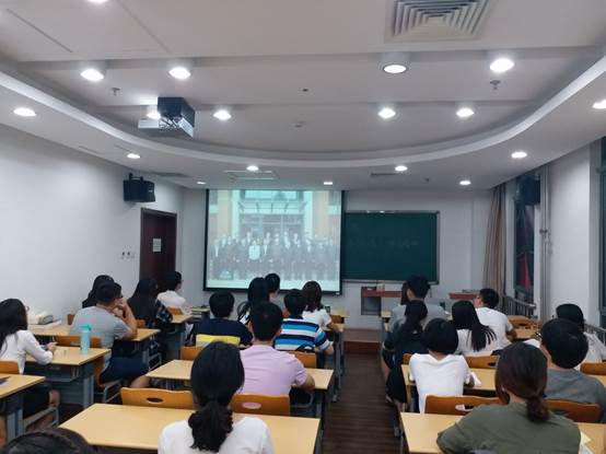 黑料网
2017级学术研究生学习习近平总书记“5.3”讲话精神